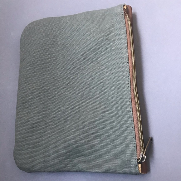 Microsoft Bing carry-all travel bag with notebook - Picture 4 of 5